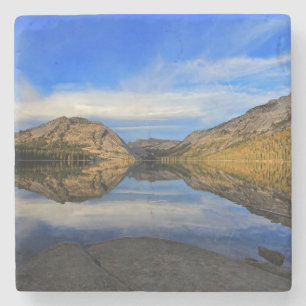 Posavasos De Piedra Reflexiones en el lago Tenaya