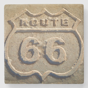 Posavasos De Piedra señal histórica de la ruta 66, Arizona