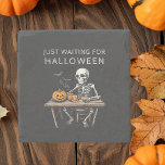 Posavasos De Piedra "Solo espero la montaña rusa de piedra de Hallowee<br><div class="desc">Proteja sus superficies con un giro espeluznante usando esta montaña rusa de piedra "Esperando Halloween". Con un diseño humorístico de esqueletos, esta montaña es perfecta para los amantes de Halloween que disfrutan celebrando la espeluznante temporada durante todo el año. Este establecimiento de piedra de alta calidad ofrece una manera robusta...</div>