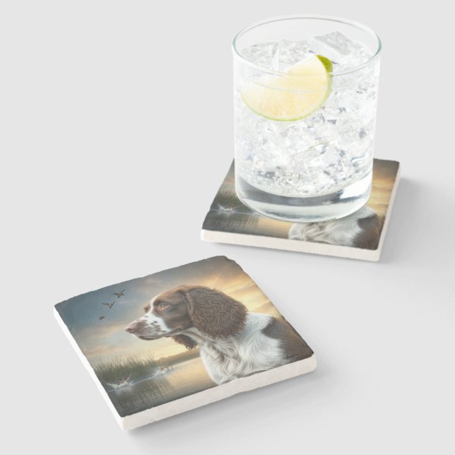 Posavasos De Piedra Springer Spaniel Dog by a Duck Pond (Lateral)