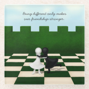 Posavasos De Vidrio Amistad Interracial Cute Pawns Abrazo Chessboard