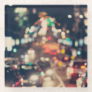 Posavasos De Vidrio Ciudad de la Noche: Luces Retro Borrosas.
