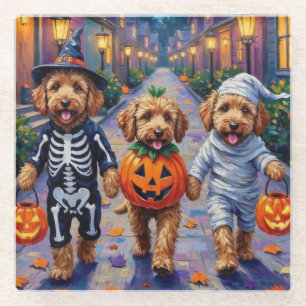 Posavasos De Vidrio Disfraces de Halloween para Goldendoodle haciendo 