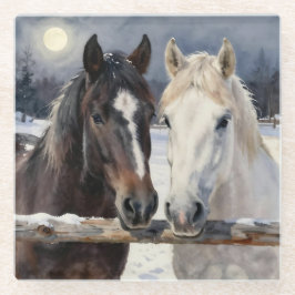 Posavasos De Vidrio Dos caballos en una granja nevada bajo la luna