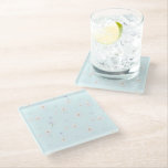 Posavasos De Vidrio Dreamy Mint Meadow<br><div class="desc">Transform your living space into a serene wonderland with this enchanting daisy pattern. Featuring tiny, delicate daisies with creamy white petals softly touched by subtle hints of lavender purple, all nestled on a gentle, pale mint green background. This design evokes a feeling of softness, tranquility, and whimsical dreams, perfect for...</div>