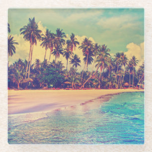 Posavasos De Vidrio El paraíso tropical: mar, hotel, playa.