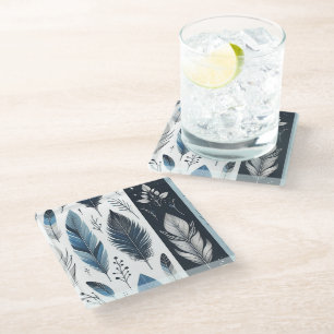 Posavasos De Vidrio Elegante sinfonía de plumas en azul y plata