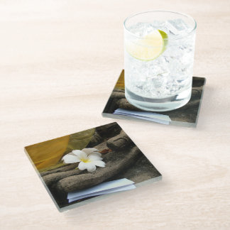 Posavasos De Vidrio En mano de Buda