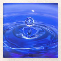 Gotita de agua azul fresca