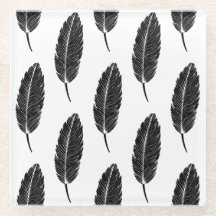 Linocut de plumas rusticas en blanco y negro