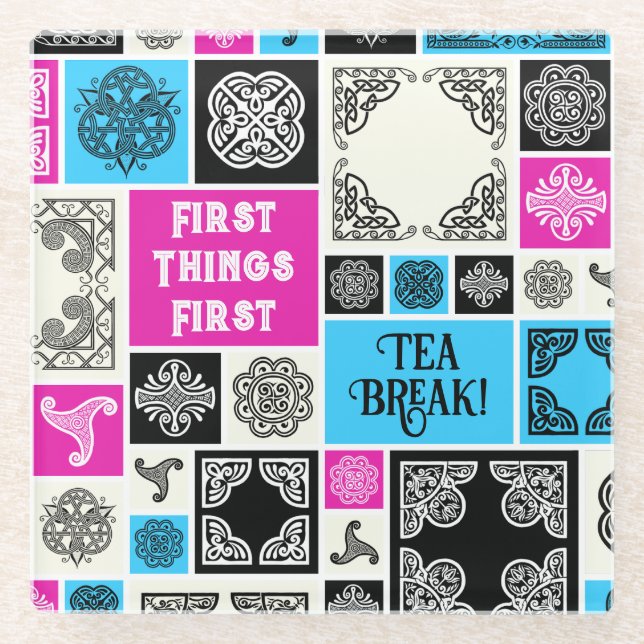 Posavasos De Vidrio Lo Primero Es El Té. Magenta divertida y azul (Anverso)