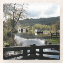 montaña rusa con tema de canal