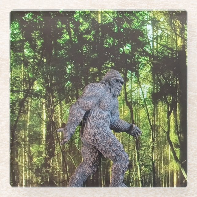 Posavasos De Vidrio Sasquatch (Pie grande) en el Wild (Anverso)