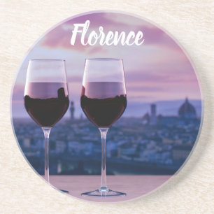 Posavasos Dos copas de vino tinto en el horizonte de Florenc