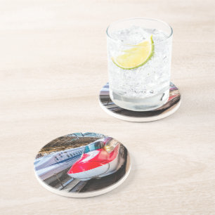 Posavasos Dos Shinkansen en la estación de Tokio