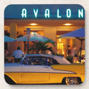 Posavasos EE. UU., FL, Miami, South Beach de noche.