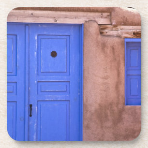Posavasos EE. UU., Nuevo México, Santa Fe. Vista de puerta a