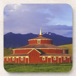 Posavasos El granero redondo histórico en el gemelo tiende