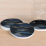 Posavasos Elegante Monograma de la Marina Azul de Oro<br><div class="desc">Esta elegante y personalizada montaña rusa de arenisca azul marino y agate dorado presenta un elegante monograma de escritura, con el nombre en un moderno y moderno tipo de letra serif. Si quieres este diseño en otros productos o necesitas ayuda de diseño, por favor contacta conmigo a través de Zazzle....</div>