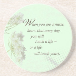 Posavasos Enfermera toca una vida con flores silvestres