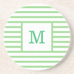 Posavasos Estaciones verdes y blancas Personalizado Monogram<br><div class="desc">Obtén una sencilla y bonita tostadora de color verde y blanco con tu nombre o iniciales de personalizado en monograma,  a tu acogedor hogar u oficina. Hecho con arenisca. Personalizar con tu tipo de letra y color favoritos para convertirlo en tu única y única montaña rusa feliz!</div>