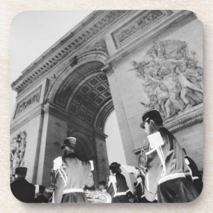 Posavasos Europa, Francia, París. Ceremonia militar