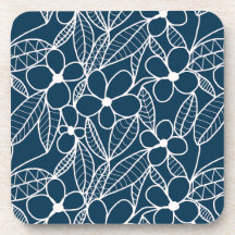 Flores tropicales blancas y azules oscuras