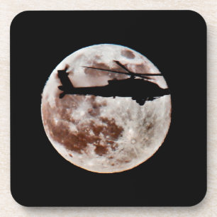Posavasos Helicóptero militar contra la luna llena