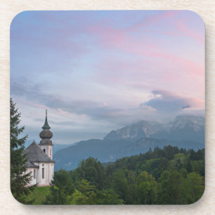 Posavasos Iglesia con los Alpes al atardecer