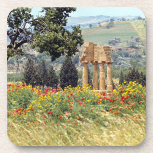 Posavasos Italia, Sicilia, Agrigento. Las ruinas de la