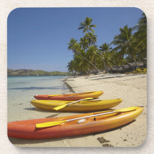 Posavasos Kayaks en la playa, Plantation Island Resort