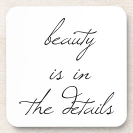 Posavasos La escoria plástica dura de la belleza