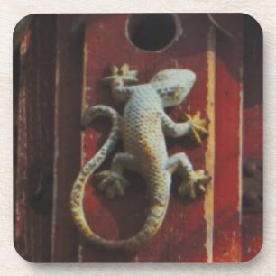 Posavasos lagarto gris de madera desgastada