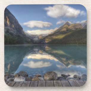 Posavasos Lago Louise al amanecer, Parque Nacional Banff,