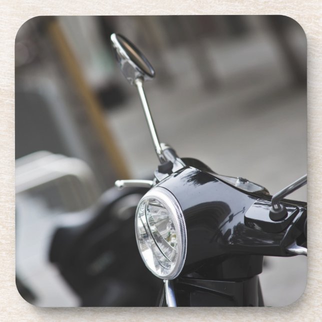 Posavasos Madrid, scooter negro de Vespa (Frente)