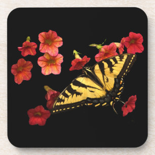 Posavasos Mariposa de Swallowtail del tigre en las flores