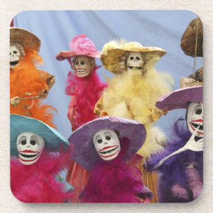Posavasos México. Catrinas esqueléticas, figuras celebrand