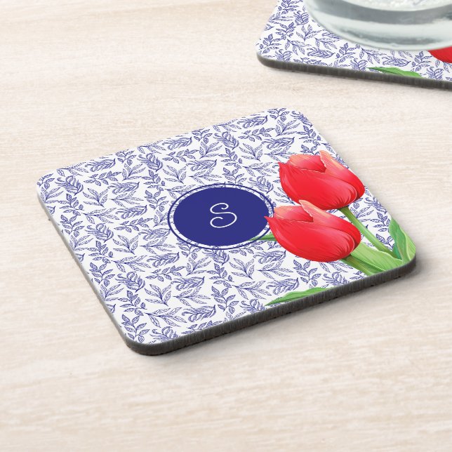 Posavasos Monograma azul floral elegante de tulipanes rojos  (Lado Izquierdo)
