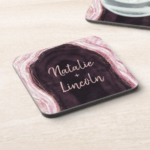 Posavasos Monograma de boda de geoda de ágata en burgundy y 
