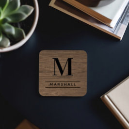Posavasos Monograma de nombre serif en madera marrón rústica