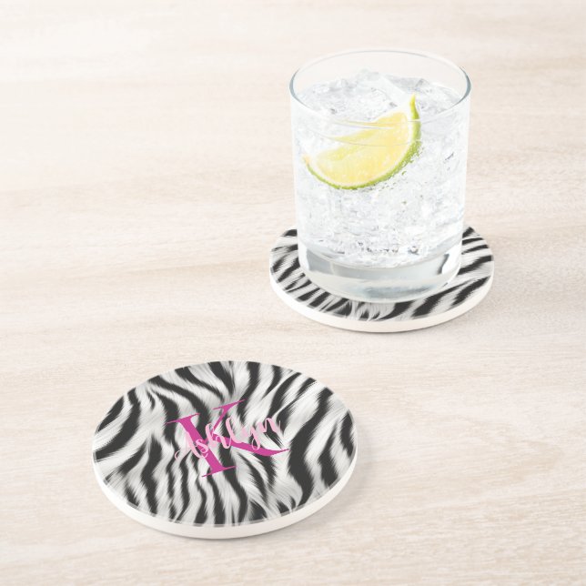 Posavasos Monograma rosa de cebra blanca y negra elegante (Lado)