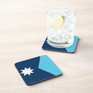 Posavasos Monstruo plástico duro con bandera de Minnesota, E