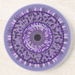 Posavasos montaña rusa con un diseño de mandala morada