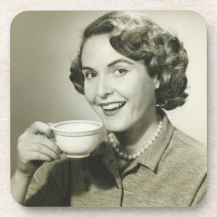 Posavasos Mujer que sostiene las tazas