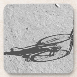 Posavasos Myamar, Bagan, Joven montando una enorme bicicleta