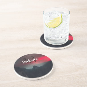 Posavasos Nubes quemadas, niebla y montañas monograma en el