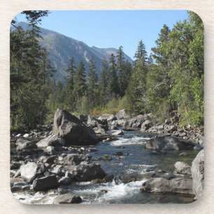 Posavasos Paisaje Rugado del Río de las Montañas
