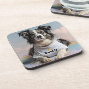 Posavasos Perro lindo en una camiseta "Namaste" en una alfom