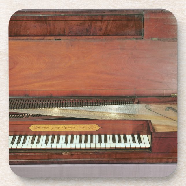 Posavasos Piano cuadrado, 1767 (foto) (Frente)