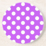 Posavasos Pos de polka blanco sobre púrpura brillante<br><div class="desc">Pos de polka blanco sobre púrpura brillante</div>